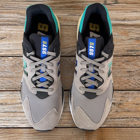 New Balance 997s Marblehead Aqua Chalk 
